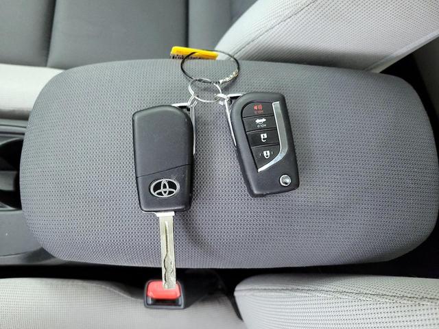 Photo of 2023 Silver Toyota Corolla