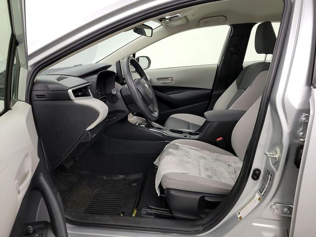 Photo of 2023 Silver Toyota Corolla