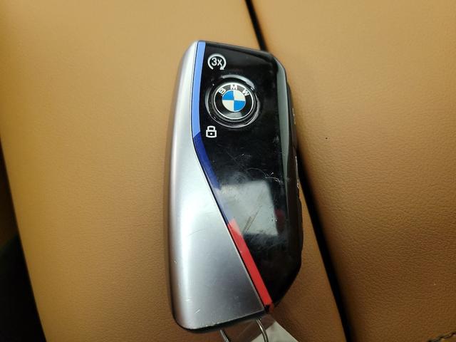 Photo of 2024 Gray BMW X5