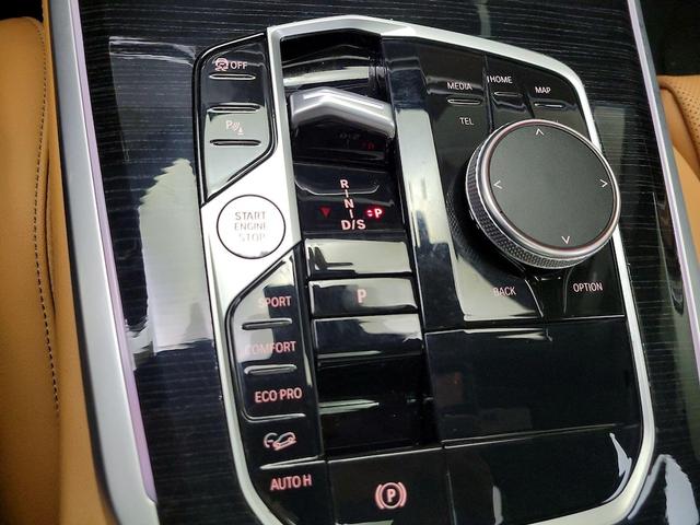 Photo of 2024 Gray BMW X5