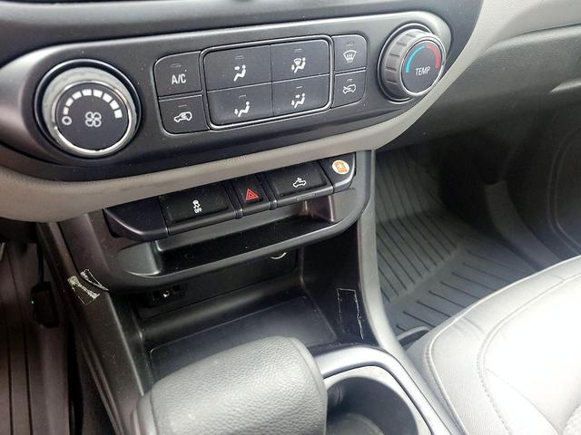 Photo of 2019 White Chevrolet Colorado