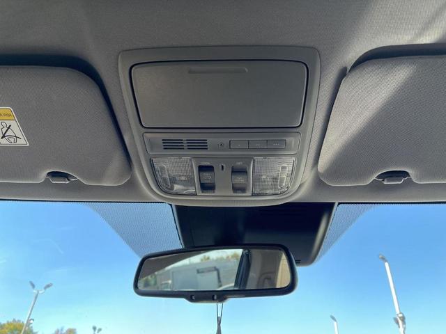 Photo of 2022 Obsidian Blue Pearl Honda CR-V