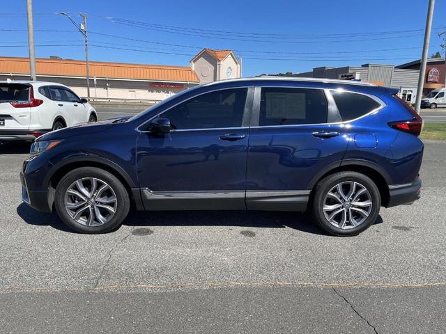 Photo of 2022 Obsidian Blue Pearl Honda CR-V