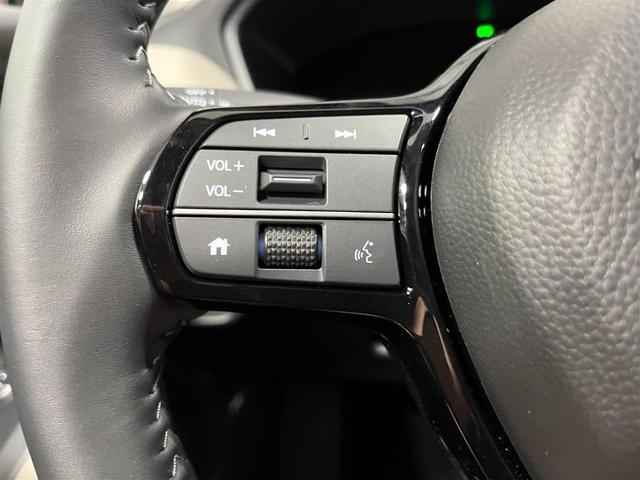 Photo of 2026 Solar Silver Metallic Honda HR-V