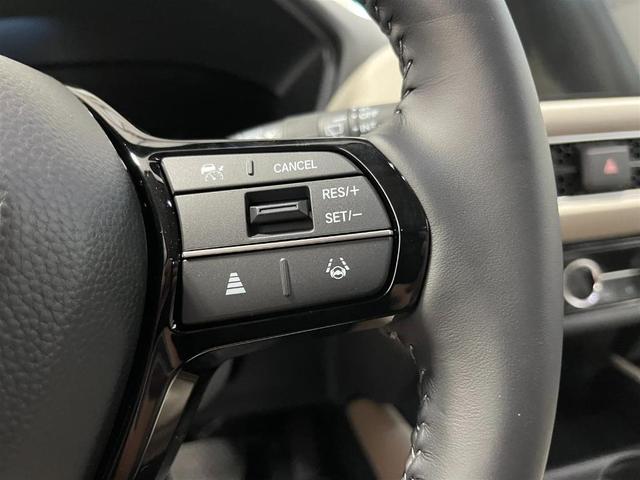 Photo of 2026 Solar Silver Metallic Honda HR-V