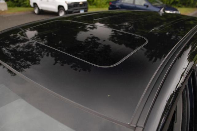 Photo of 2020 Majestic Black Pearl Acura MDX