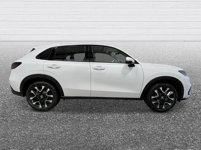 Photo of 2026 Platinum White Pearl Honda HR-V