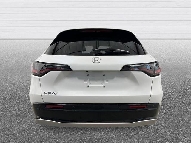 Photo of 2026 Platinum White Pearl Honda HR-V