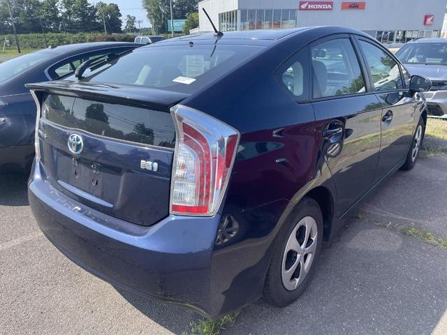 Photo of 2015 Nautical Blue Metallic Toyota Prius