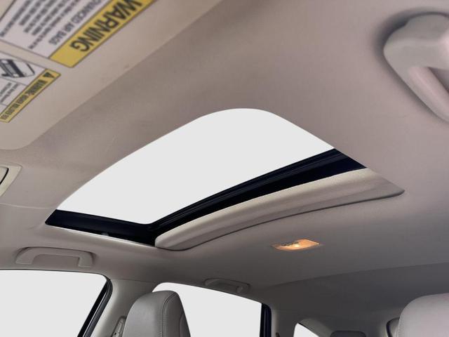 Photo of 2014 Alabaster Silver Metallic Honda CR-V