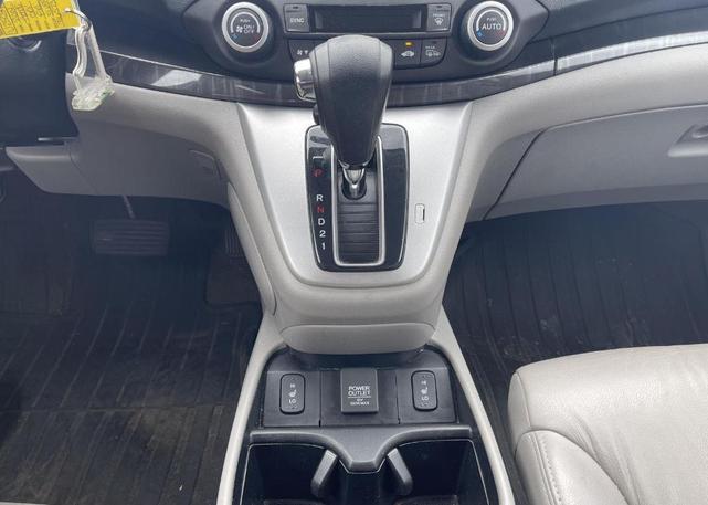 Photo of 2014 Alabaster Silver Metallic Honda CR-V