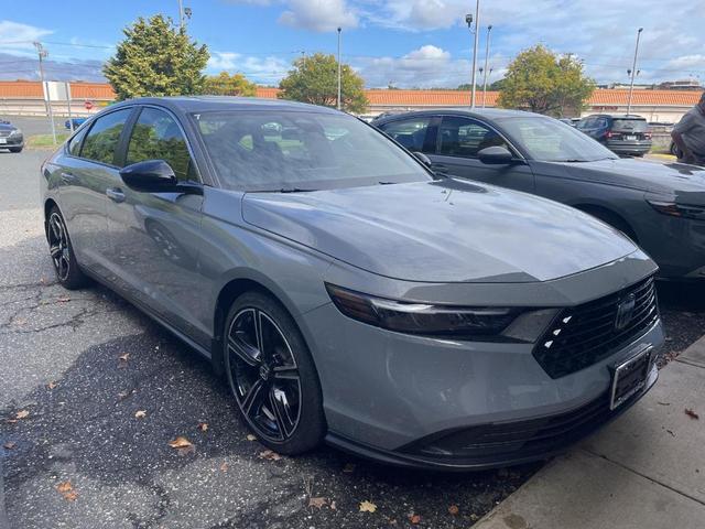 Photo of 2024 Urban Gray Pearl Honda Accord Hybrid