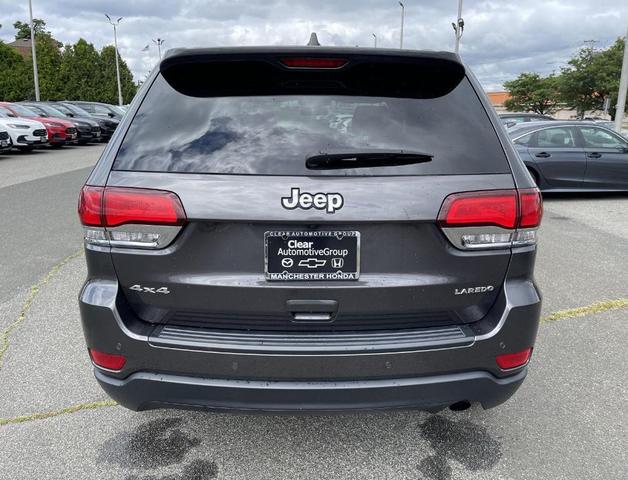 Photo of 2020 Granite Crystal Clearcoat Metallic Jeep Grand Cherokee