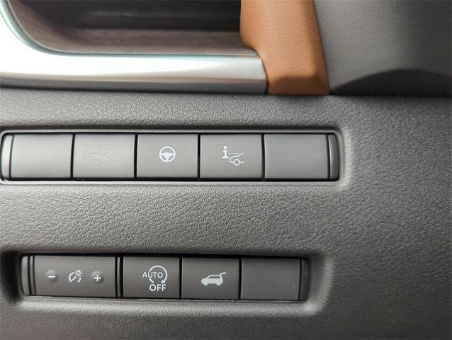 Photo of 2026 Super Black Nissan Rogue