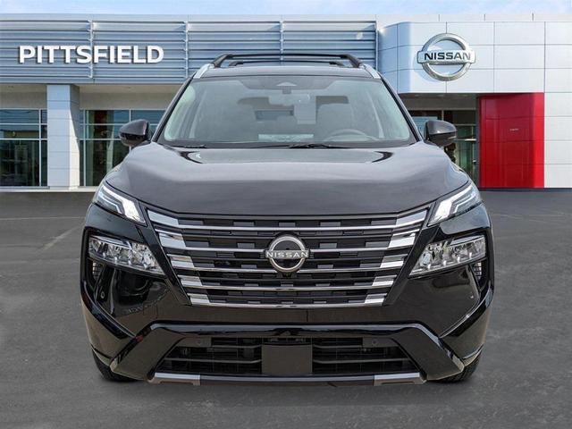Photo of 2026 Super Black Nissan Rogue
