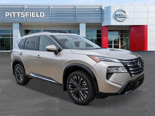 Photo of 2026 Champagne Silver Metallic Nissan Rogue