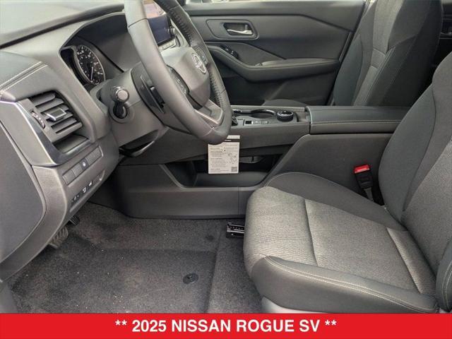 Photo of 2025 Super Black Nissan Rogue
