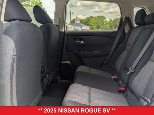 Photo of 2025 Super Black Nissan Rogue