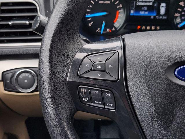 Photo of 2017 Ingot Silver Ford Explorer