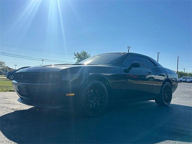 Photo of 2009 Brilliant Black Crystal Pearlcoat Dodge Challenger