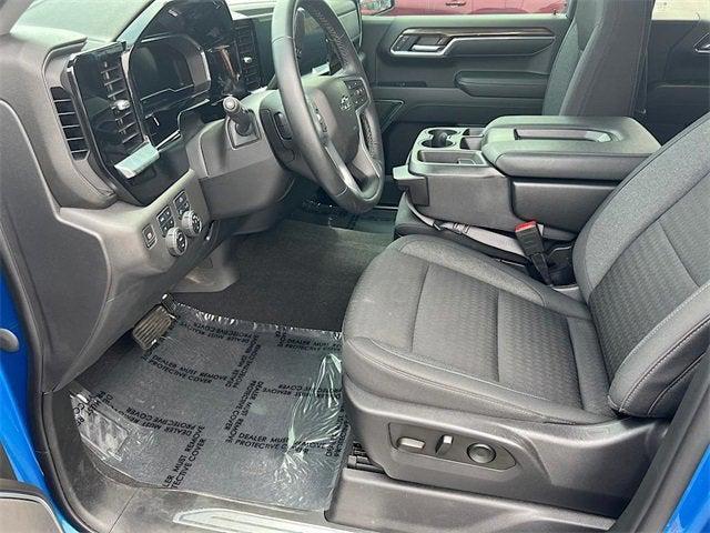 Photo of 2023 Glacier Blue Metallic Chevrolet Silverado 1500