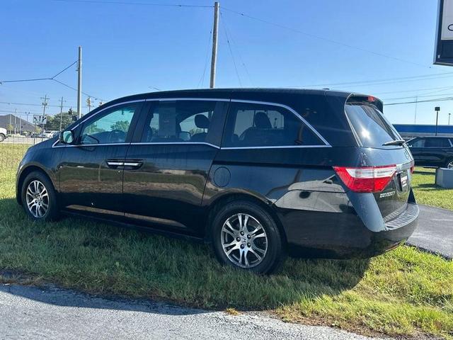 Photo of 2011 Crystal Black Pearl Honda Odyssey