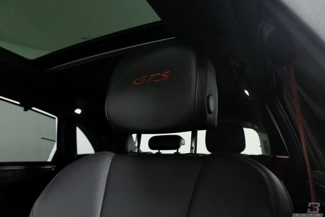 Photo of 2022 Chalk Porsche Macan