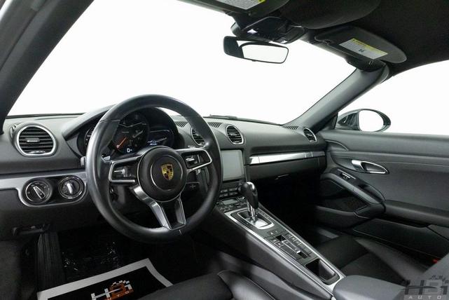 Photo of 2019 Black Porsche 718 Boxster