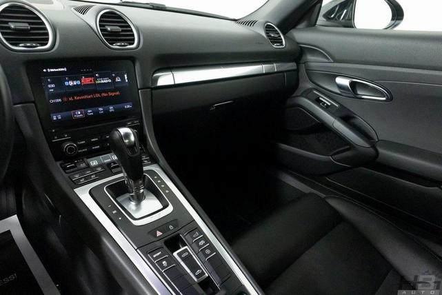 Photo of 2019 Black Porsche 718 Boxster