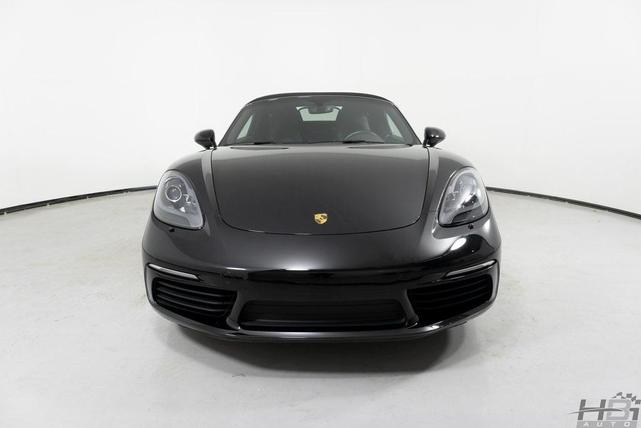 Photo of 2019 Black Porsche 718 Boxster