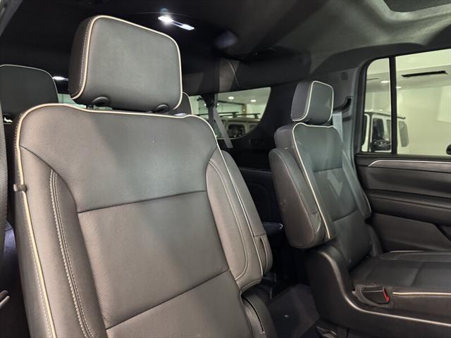 Photo of 2023 Onyx Black GMC Yukon XL