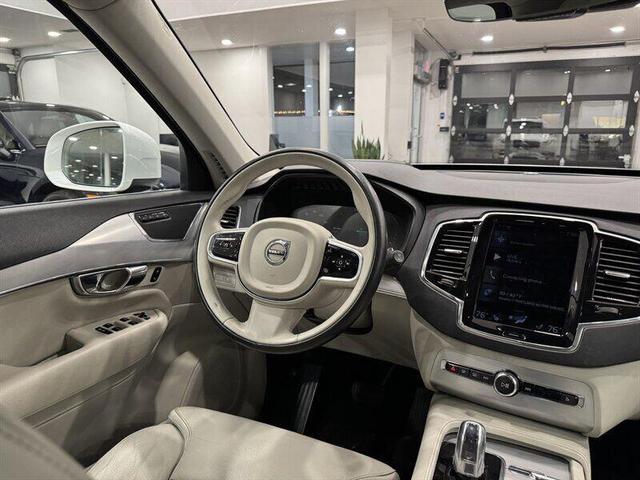 Photo of 2016 Crystal White Pearl Volvo XC90 Hybrid