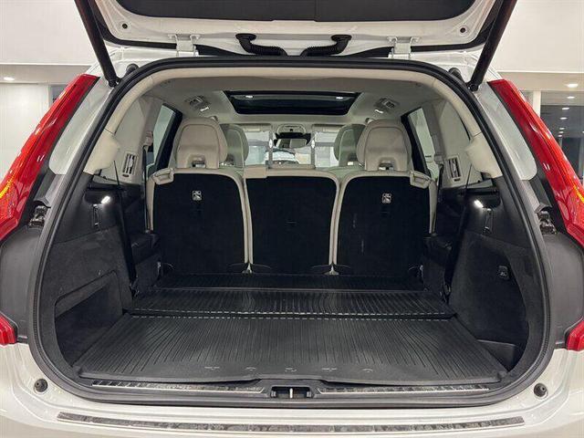 Photo of 2016 Crystal White Pearl Volvo XC90 Hybrid