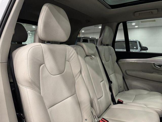 Photo of 2016 Crystal White Pearl Volvo XC90 Hybrid