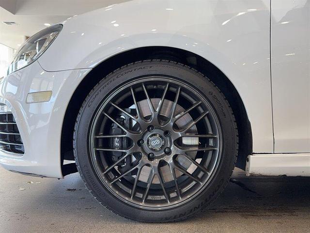 Photo of 2012 Candy White Volkswagen Golf R