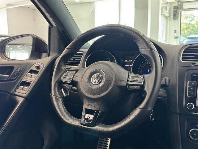 Photo of 2012 Candy White Volkswagen Golf R