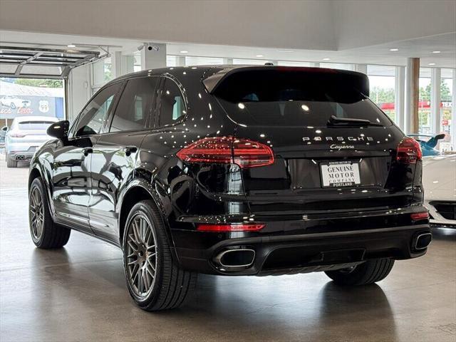 Photo of 2017 Jet Black Metallic Porsche Cayenne