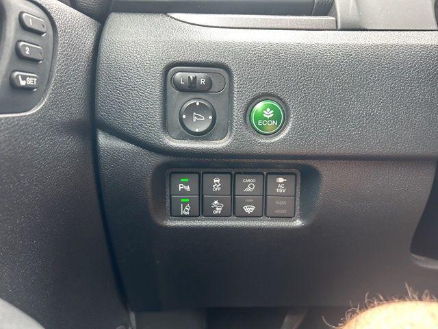 Photo of 2021 Crystal Black Pearl Honda Ridgeline