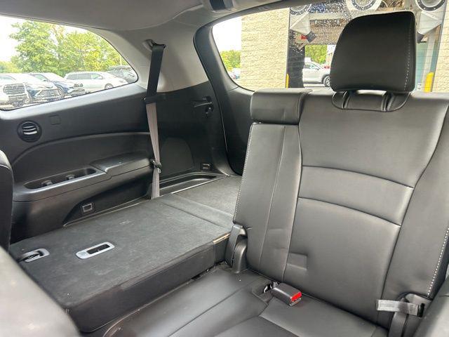 Photo of 2019 White Diamond Pearl Honda Pilot