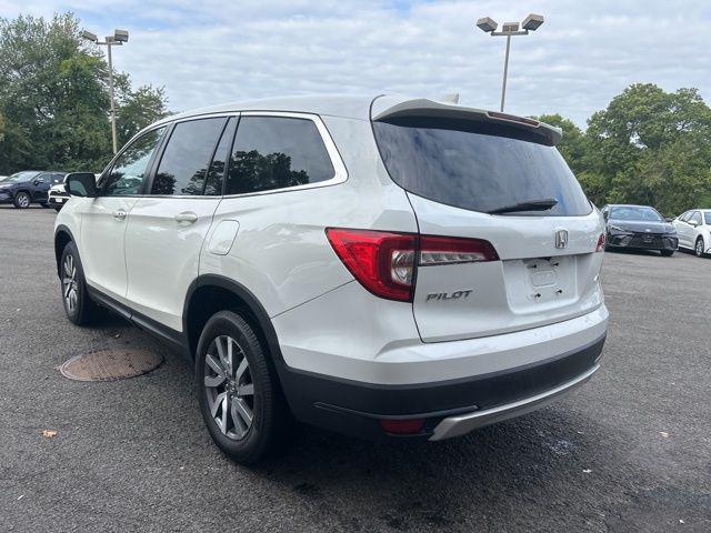 Photo of 2019 White Diamond Pearl Honda Pilot