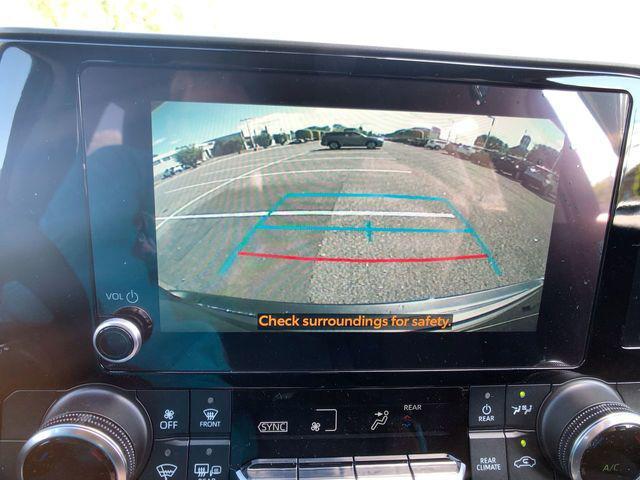 Photo of 2025 Midnight Black Toyota Highlander