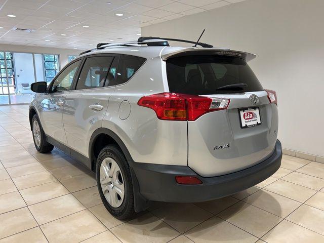 Photo of 2015 Classic Silver Metallic Toyota RAV4