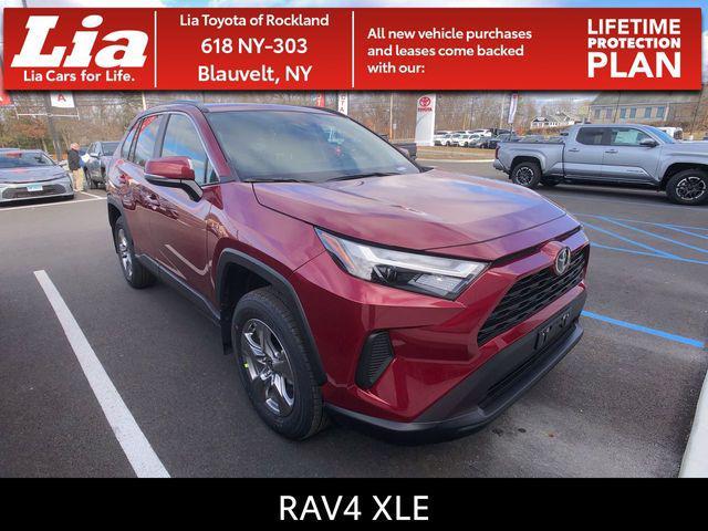 Photo of 2025 Pearl Toyota RAV4