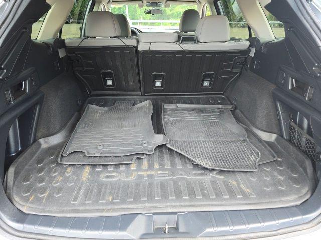 Photo of 2020 Ice Silver Metallic Subaru Outback