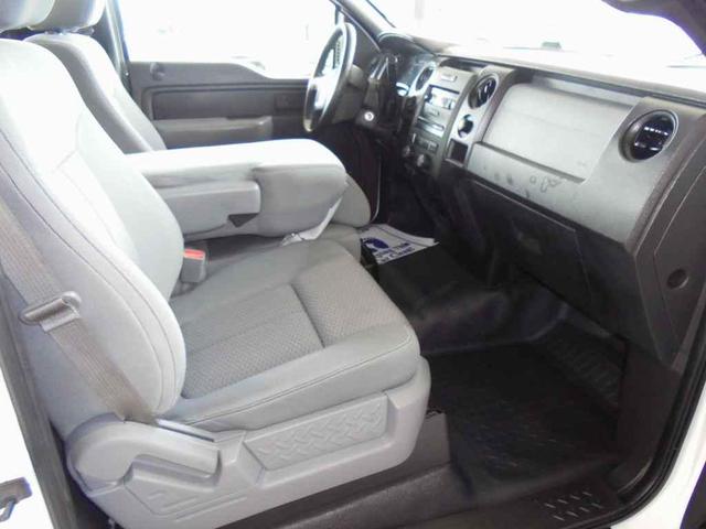 Photo of 2013 Oxford White Ford F-150