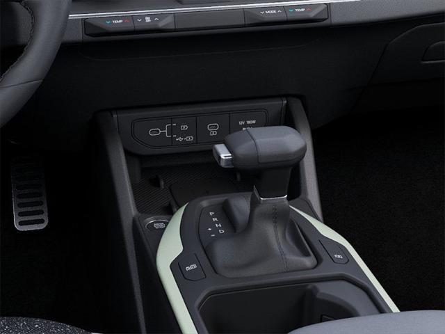 Photo of 2025 Aurora Black Pearl Kia K4