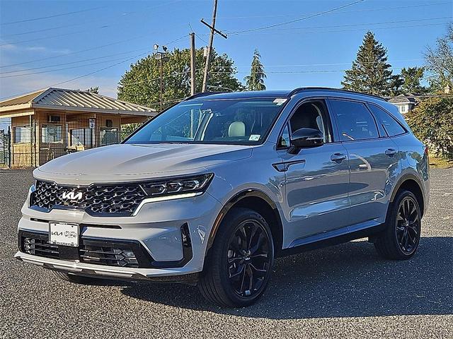 Photo of 2023 Wolf Gray Kia Sorento