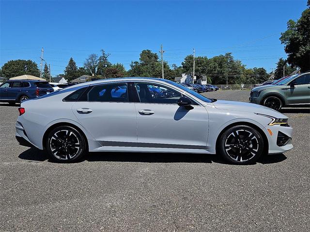 Photo of 2022 Wolf Gray Kia K5