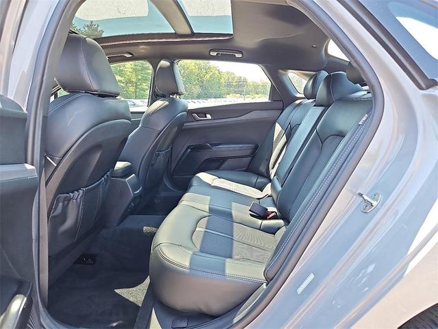 Photo of 2022 Wolf Gray Kia K5