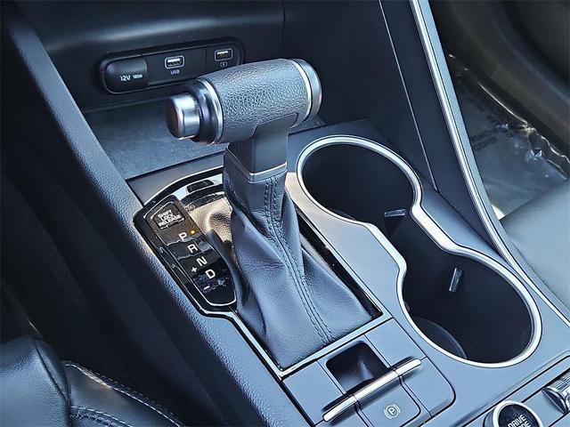 Photo of 2022 Wolf Gray Kia K5